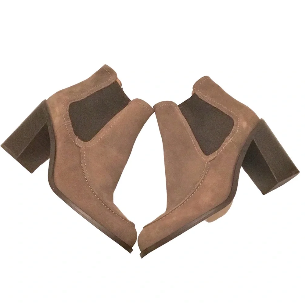 Shellys London ASHLEY Y2K Chelsea Ankle Boots Taupe Suede Pull-on Boot Size: 10